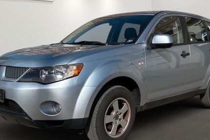Mitsubishi Outlander 265.893 km 2.499 € Berlin 12681