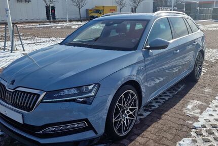 Skoda Superb 278.000 km 22.700 &euro; Falkensee 14612