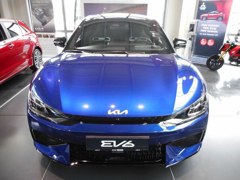 EV6