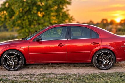 Ford Mondeo 323.000 km 3.999 &euro; Bernau 16321
