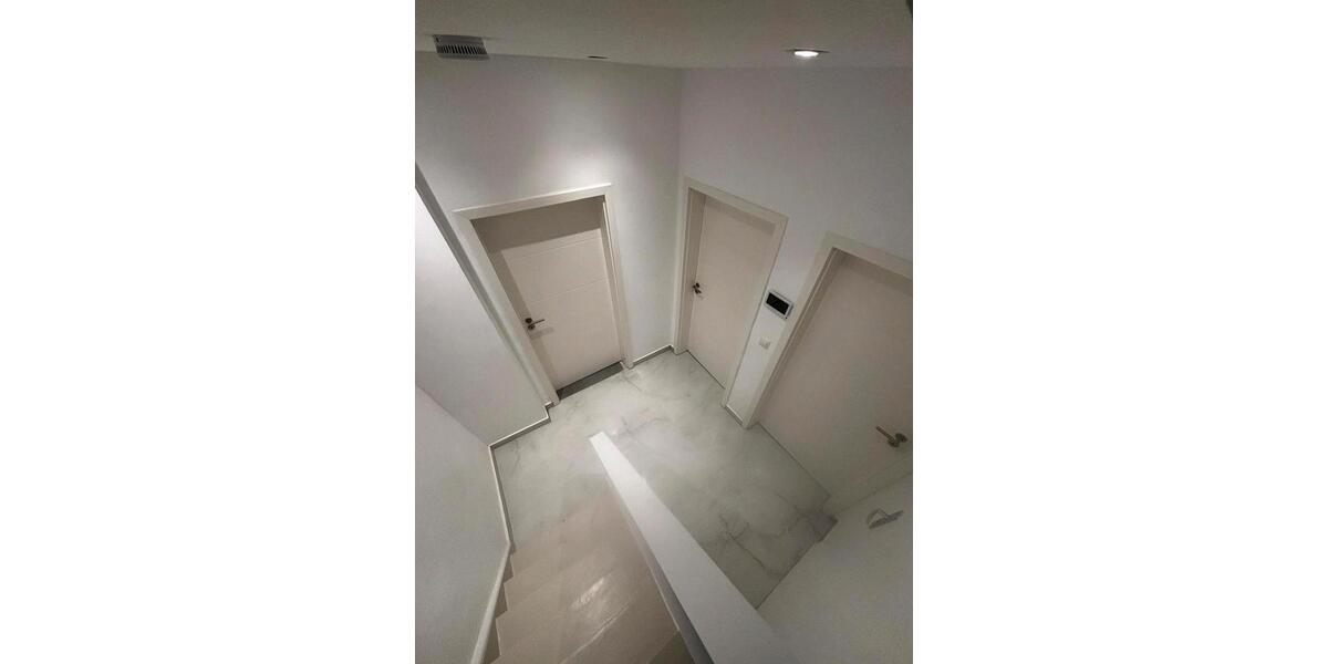 Dachgeschoßwohnung Mönchengladbach Süd - 2.5 Zimmer, 74 m&sup2;, 820&euro; | Angebot:26660538