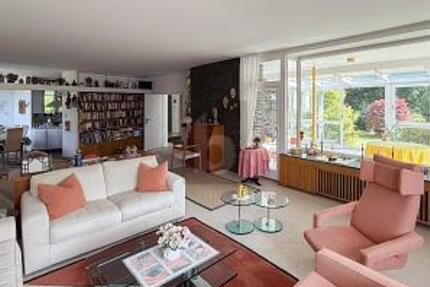 GROßZÜGIGES ANWESEN MIT POOL & GARTEN 10 zimmer