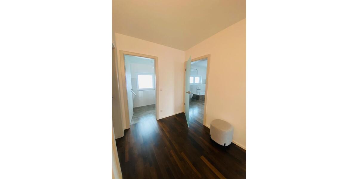 Einfamilienhaus Künzelsau - 3 Zimmer, 127 m&sup2;, 1.800&euro; | Angebot:24864803