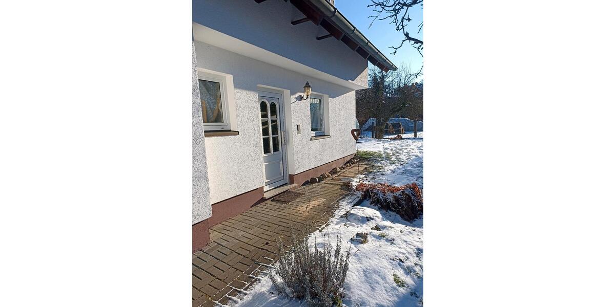 Dachgeschoßwohnung Bad Staffelstein - 3 Zimmer, 70 m&sup2;, 450&euro; | Angebot:25445151