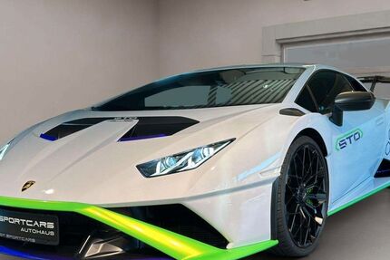 Lamborghini Huracán 3.600 km 325.000 &euro; Unterföhring bei München 85774