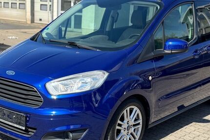 Ford Tourneo Courier 146.000 km 3.880 &euro; Göttingen 37077