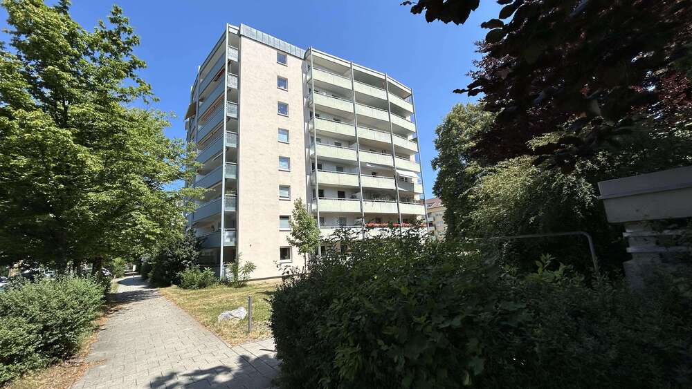 Etagenwohnung Germering - 3 Zimmer, 82 m&sup2;, 1.636&euro; | Angebot:26664183