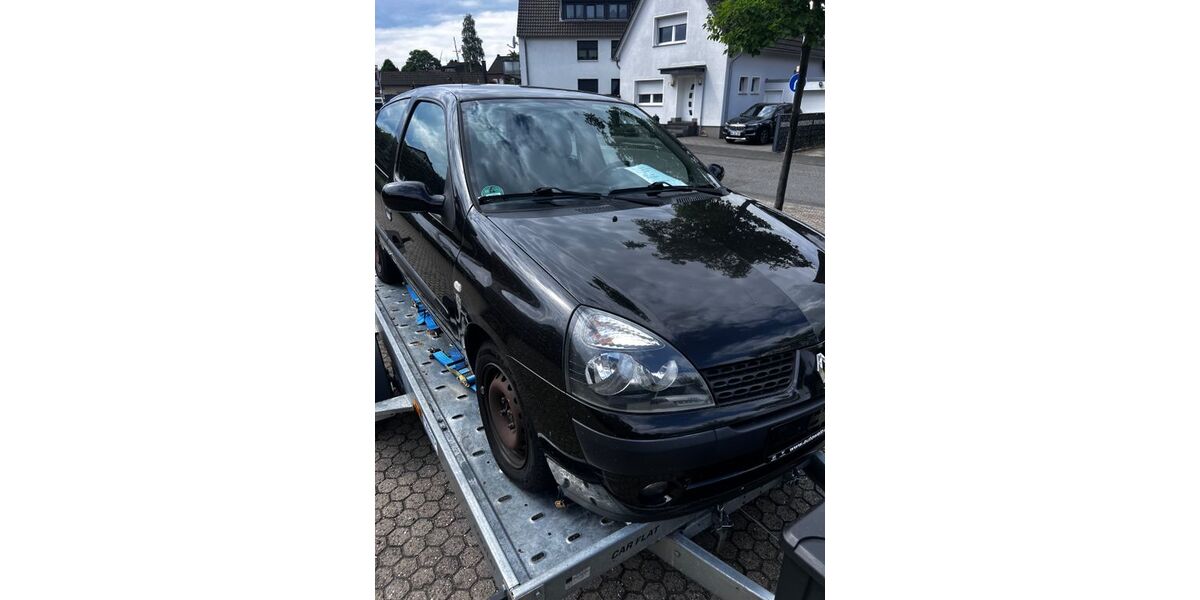 Renault Clio 216.350 km 850 &euro; Köln 50739