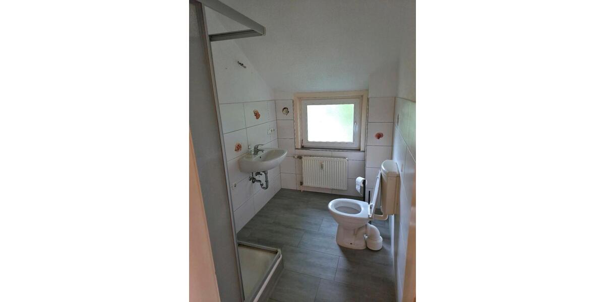 Dachgeschoßwohnung Nienburg (Weser) - 3 Zimmer, 61 m&sup2;, 80.000&euro; | Angebot:27163137