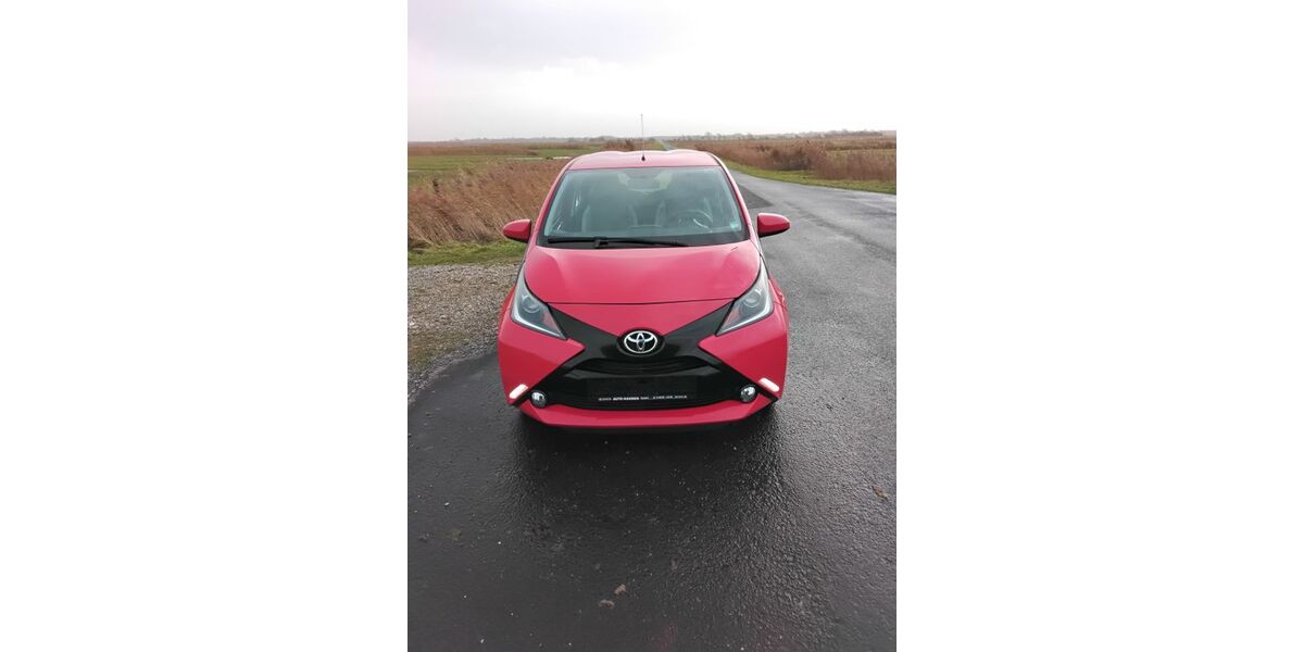 Toyota Aygo (X) 193.500 km 3.750 &euro; Wyk 25938