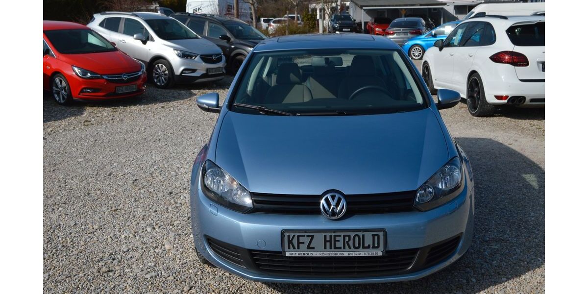 VW Golf 96.700 km 7.990 &euro; Königsbrunn 86343