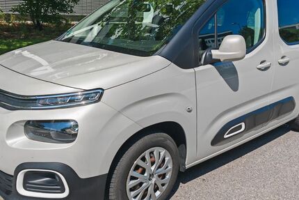 Citroen Berlingo 110.000 km 15.990 € Garching bei München 85748