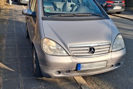 Mercedes-Benz A 190 130.000 km 570 &euro; Nürnberg 90439