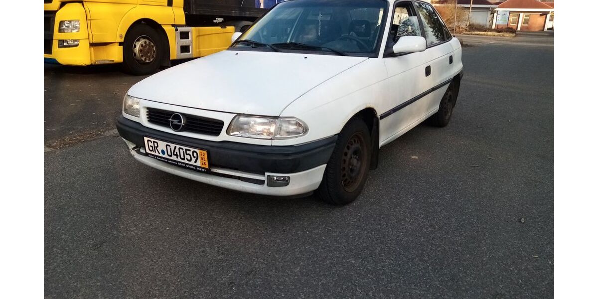 Opel Astra 84.100 km 1.600 &euro; Neugersdorf 02727