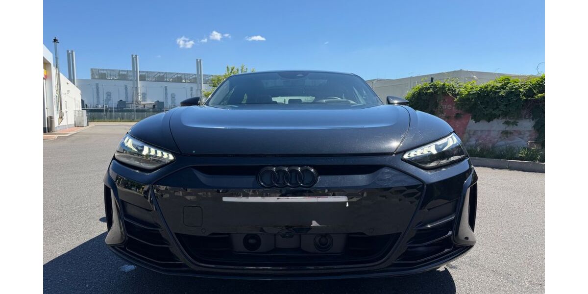 Audi e-tron GT 87.500 km 42.900 &euro; Mittenwalde 15749