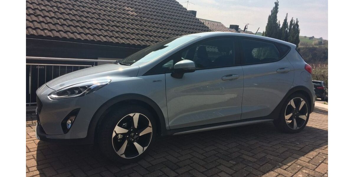 Ford Fiesta 38.686 km 14.500 &euro; Offenburg 77656