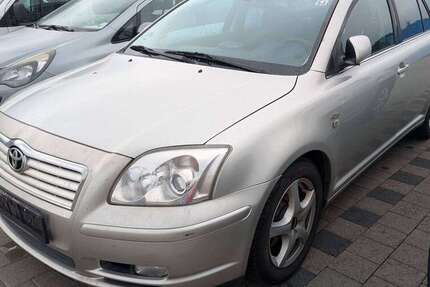 Toyota Avensis 477.000 km 1.100 &euro; Sulzbach An Der Murr 71560