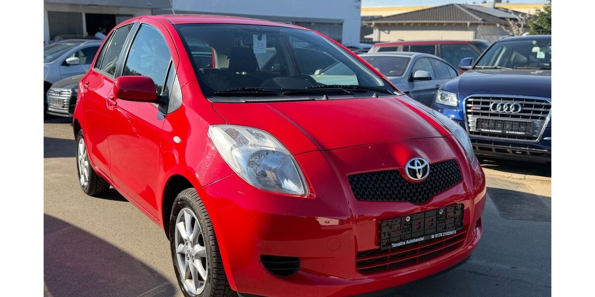 Toyota Yaris 125.000 km 3.499 &euro; Gundelsheim 74831