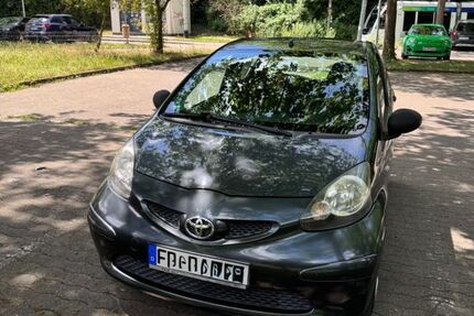 Toyota Aygo (X) 173.300 km 2.200 &euro; Freiburg 79110