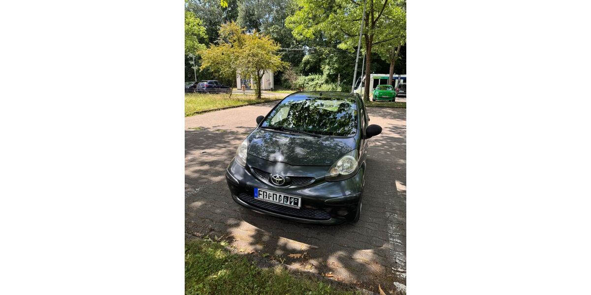 Toyota Aygo (X) 173.300 km 2.200 &euro; Freiburg 79110