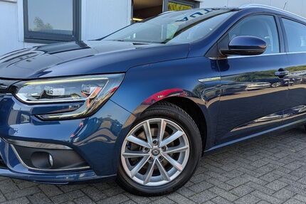 Renault Megane 114.000 km 10.990 &euro; Bekond 54340