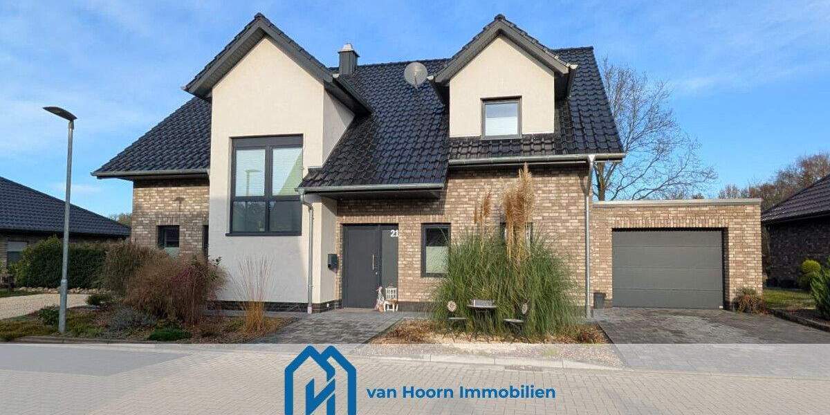 Modernes Einfamilienhaus (2021) mit Garage, überdachter Terrasse und Blick ins Grüne 6 zimmer