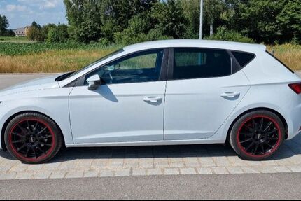 Seat Leon 182.000 km 7.300 &euro; Abensberg 93326