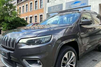 Jeep Cherokee 180.000 km 12.650 &euro; Dillingen 66763