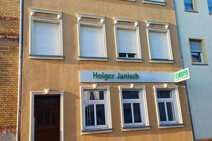 Haus Aken - 10 Zimmer, 227 m&sup2;, 135.000&euro; | Angebot:26002401