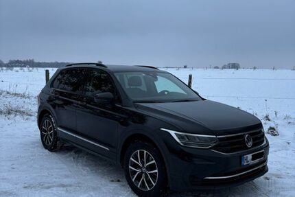VW Tiguan 108.000 km 27.750 &euro; Lübeck 23569