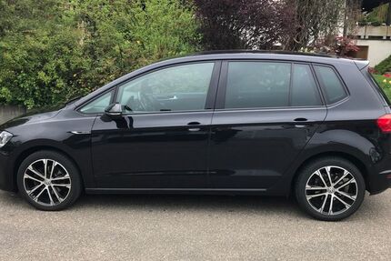 VW Golf Sportsvan 123.550 km 12.100 &euro; Ilsfeld 74360