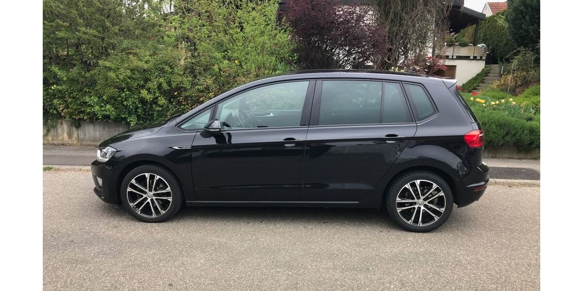 VW Golf Sportsvan 123.550 km 12.100 &euro; Ilsfeld 74360