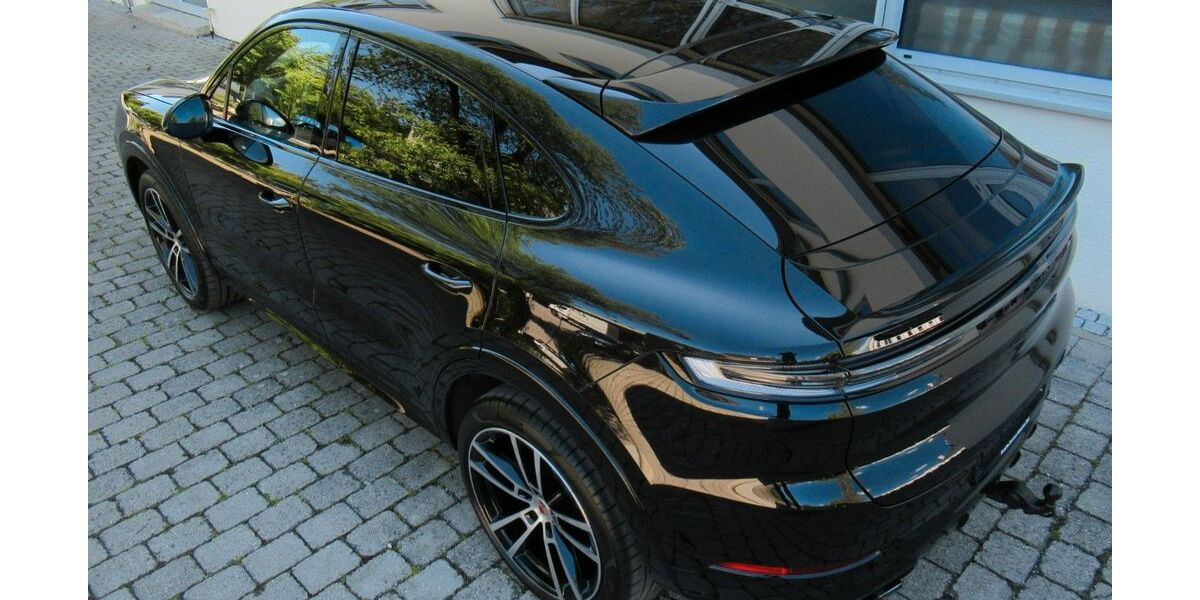 Porsche Cayenne 8.000 km 147.950 &euro; Gauting bei Starnberg 82131