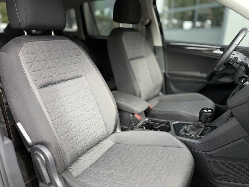 Tiguan R-Line - DAB - Kamera - AAC - Carplay