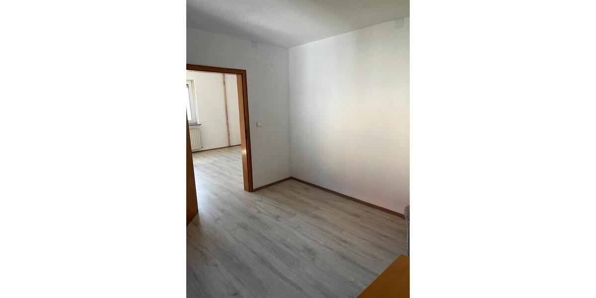 Einfamilienhaus Bad Hersfeld - 4 Zimmer, 100 m&sup2;, 1.250&euro; | Angebot:26129819
