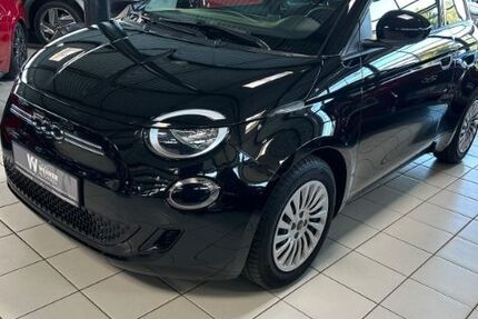 Fiat 500 8.200 km 13.900 € Hamburg 22525