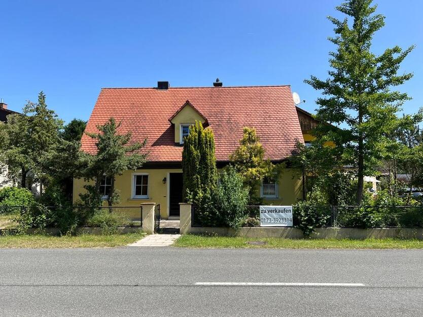 Doppelhaushälfte
