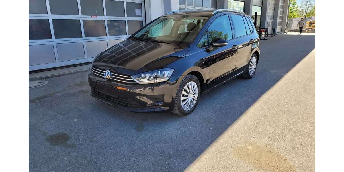 VW Golf Sportsvan 162.000 km 10.399 &euro; Adelzhausen 86559