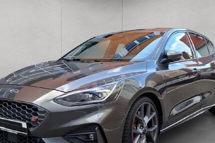 Ford Focus 71.500 km 21.990 &euro; Stuttgart 70599