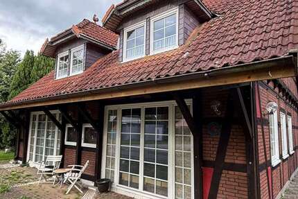 Haus Winsen Luhe - 8 Zimmer, 200 m&sup2;, 459.000&euro; | Angebot:27354423