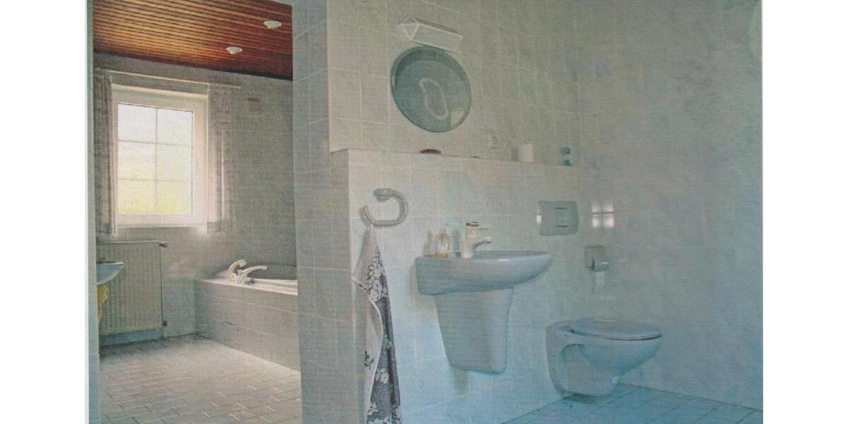 1 Fam. Haus mit Einliegerwohnung in Schiffdorf-Wehdel 5 zimmer