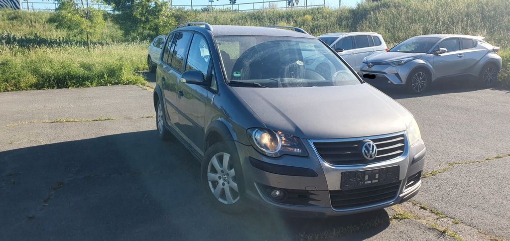VW Touran 316.000 km 3.500 &euro; Erfurt 99087