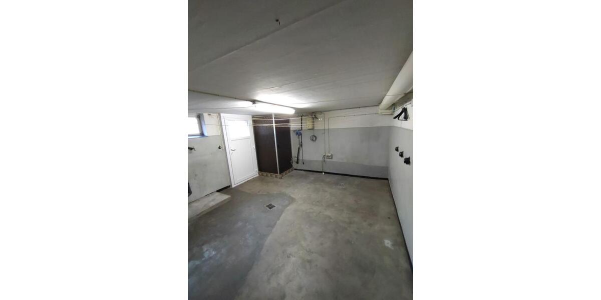 Provisionsfrei* Geräumiges, solides 2-FH mit Keller in Top Lage !!! - Zweifamilienhaus Wesel | Angebot:25566115