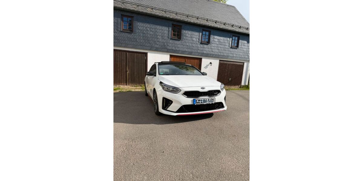 Kia pro ceed / ProCeed 80.000 km 19.700 &euro; Königswalde 09471