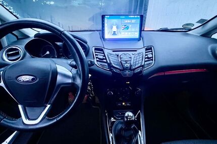 Ford Fiesta 90.970 km 9.900 &euro; Oldenburg 26131