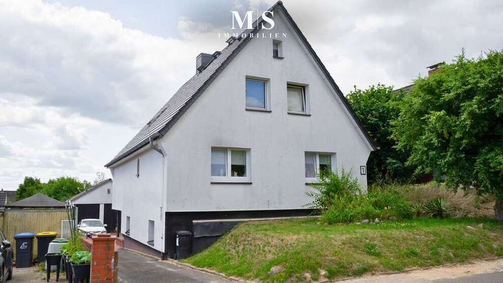 Haus zum Kaufen in LauenburgElbe 375.000 € 150 m²