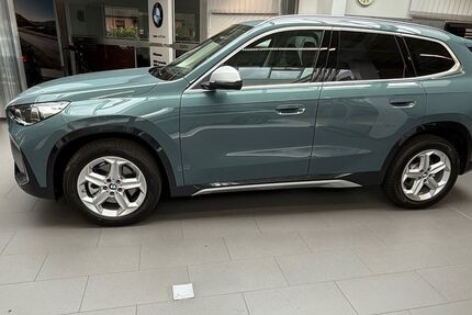BMW X1 11.900 km 42.990 € Alt-Mölln 23881