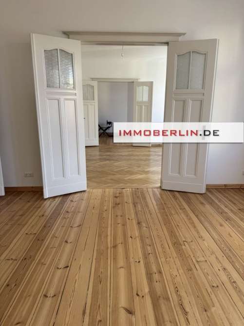 Haus zum Kaufen in Luckenwalde 489.000 € 189 m²