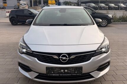 Opel Astra 94.000 km 8.799 &euro; Stuttgart 70376