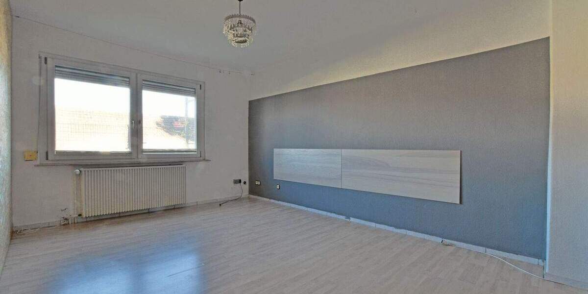 Reihenendhaus Hessisch Lichtenau - 7 Zimmer, 226 m&sup2;, 230.000&euro; | Angebot:26432911